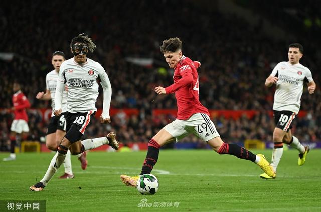 效力利物浦 效力利物浦