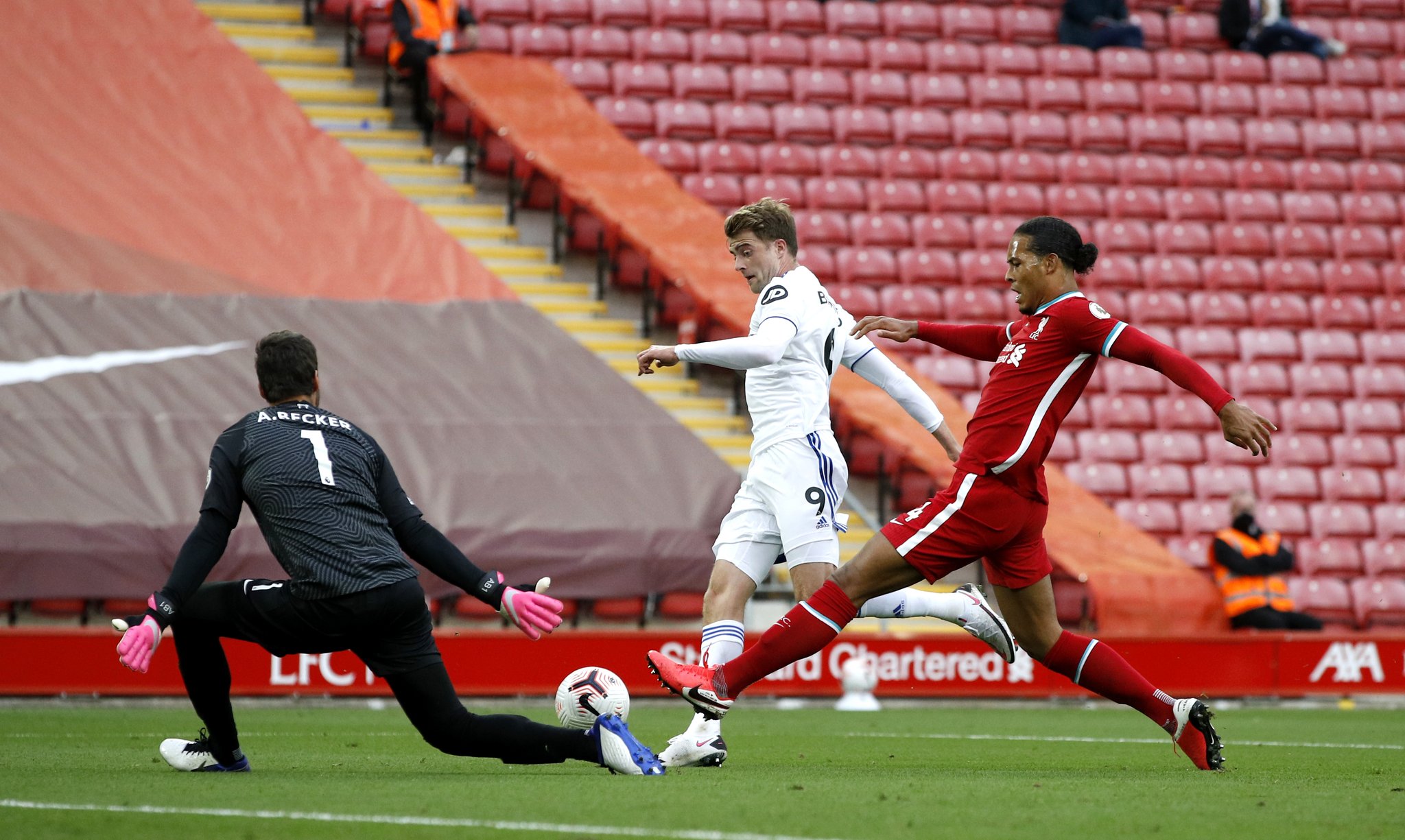 是全场最受 是全场最受